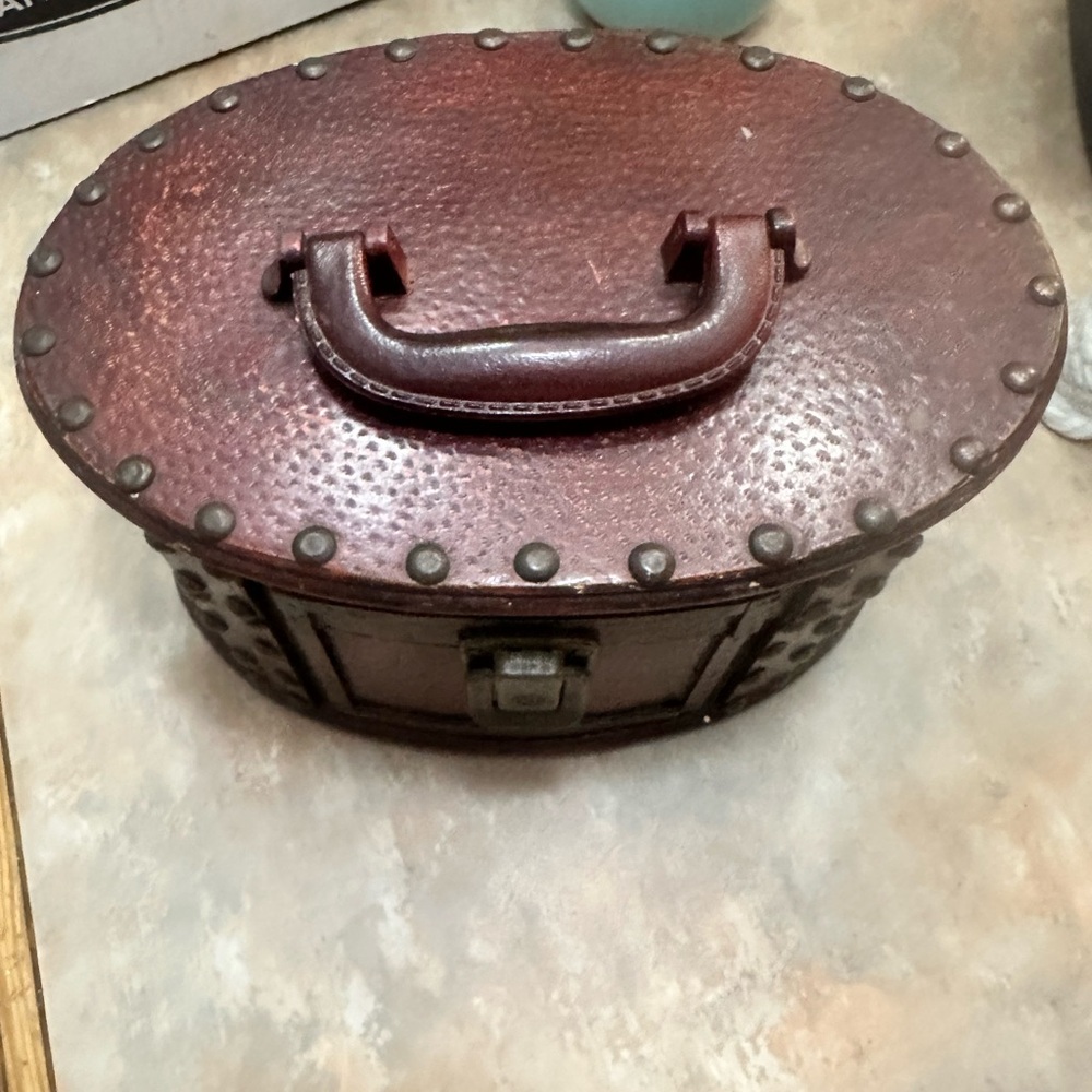 Antique Caddy with latch